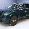 BMW X5 — общ изглед отпред и отстрани в студиото на PaintKillers
