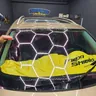 Volkswagen Tiguan — оформяне на фолиото върху челното стъкло в студиото